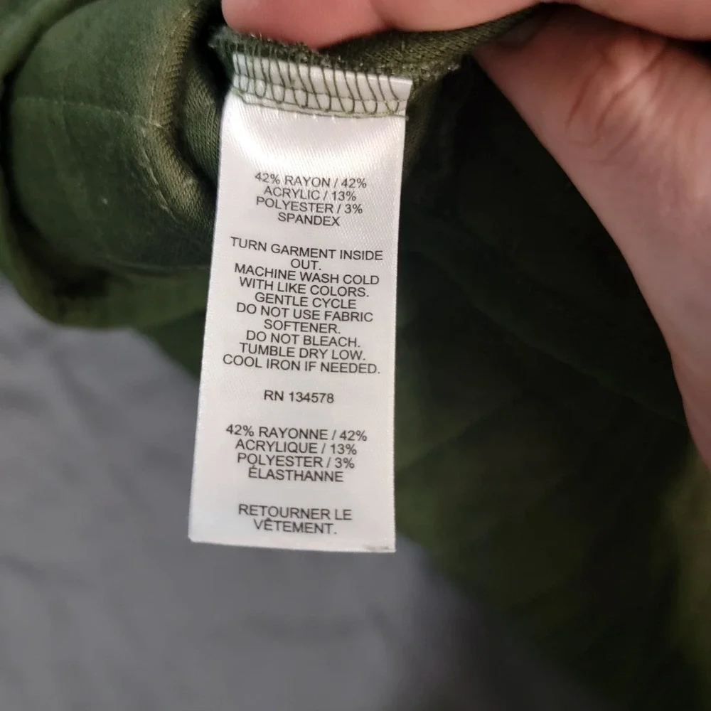 Vineyard Vines item pre